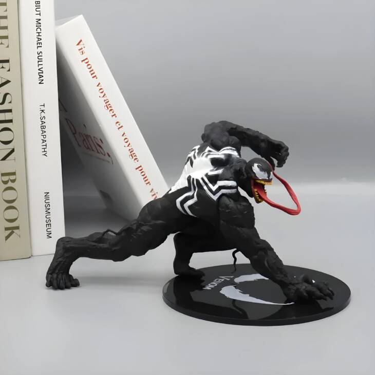 Marvel: Venom Action Figure - Image 5